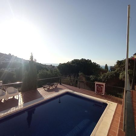 Apartamento En Villa Con Piscina Malaga Exterior photo