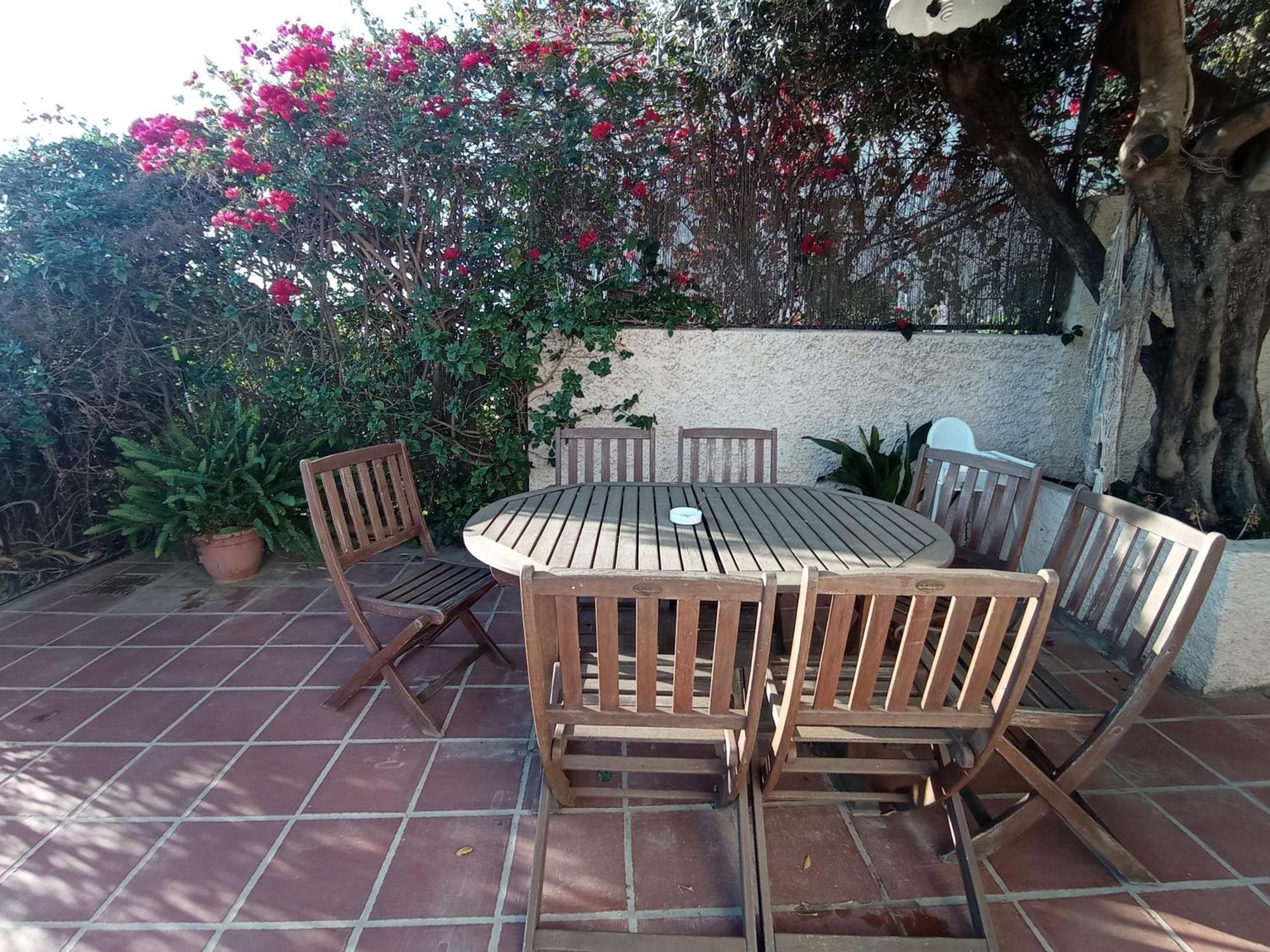 Apartamento En Villa Con Piscina Malaga Exterior photo